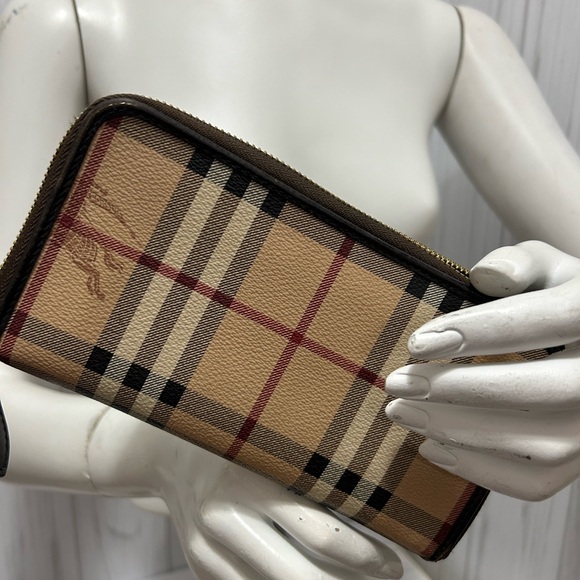 Burberry wallet and dust bag - Picture 2 of 6